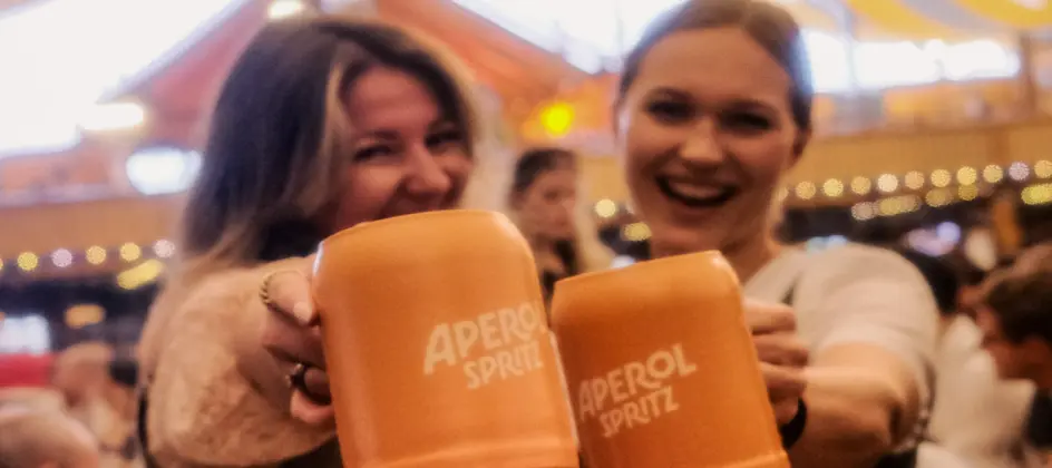 Aperol bringt Menschen zusammen
